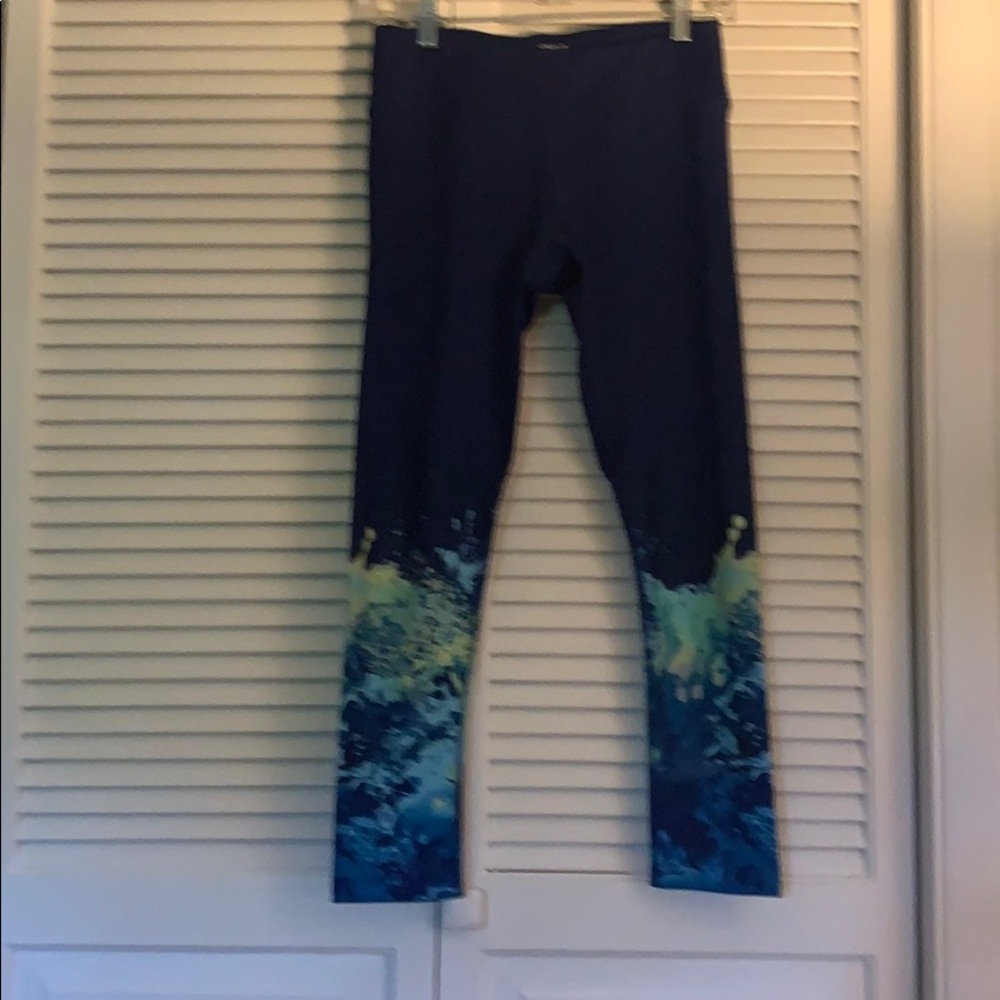 Ladies leggings size medium